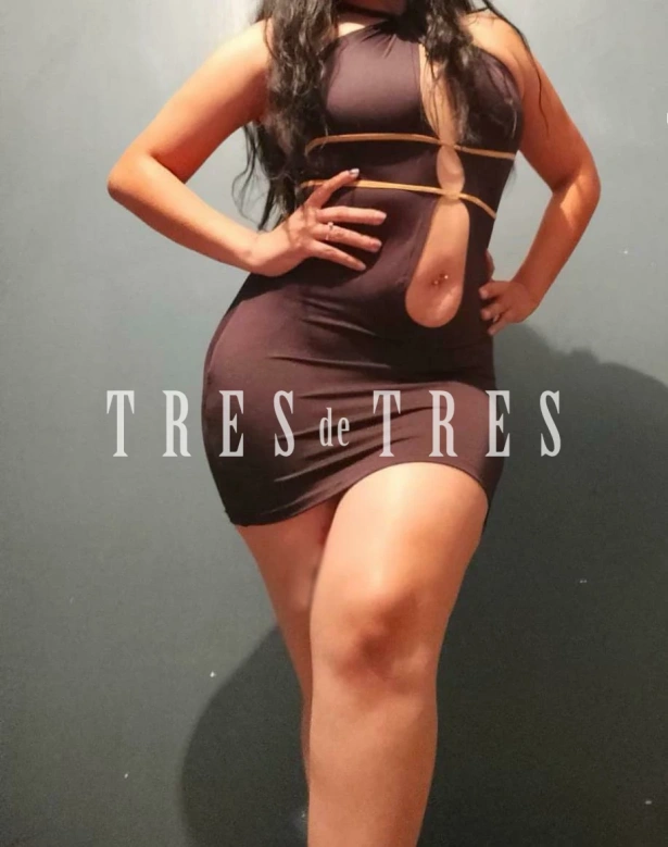 Besos en la boca, Fetichismo, Atención a parejas, Oral con condón, Squirting, Cubana, Sexo anal, Garganta profunda, Lésbico, Eyaculación cuerpo, Trato de novia, Fantasías y disfraces, Masaje erótico, Tríos, Lencería, Fiestas y eventos, Atención a discapacitados, Atención a mujeres, Despedida de soltero: escorts em León