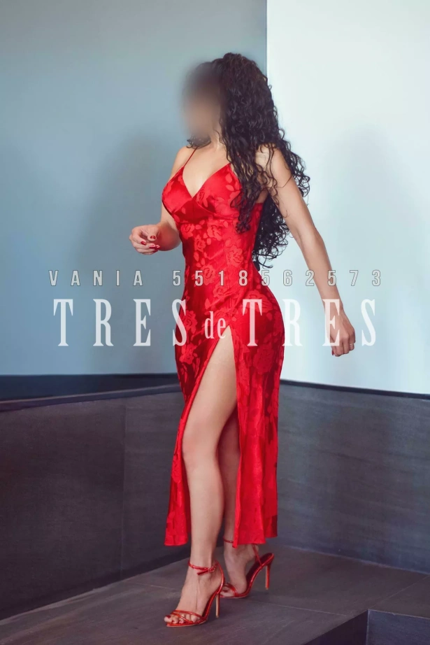 Vania, ania y soy una escort mexicana de 30 añ