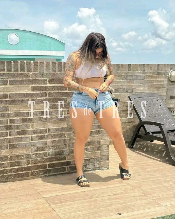 Besos en la boca, Fetichismo, Atención a parejas, Oral con condón, Oral natural, Sado sumisa, Lluvia dorada, Beso negro, Sexo anal, Garganta profunda, Lésbico, Beso blanco, Eyaculación cuerpo, Trato de novia, Oral completo, Dúplex, Sado dominadora, Fantasías y disfraces, Masaje erótico, Strap on, Tríos, Eyaculación facial, Sado suave, Sado duro, Lencería, Fiestas y eventos, Fisting Anal, Atención a discapacitados, Atención a mujeres, Despedida de soltero, Orgía, Fisting vaginal, Actriz porno: escorts em Ecatepec de Morelos