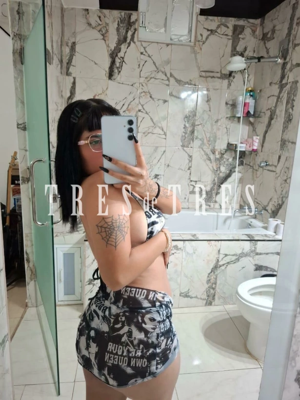 Acompanhantes, Atención a parejas, Oral natural, Sado sumisa