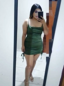 PAULIANA , una modelo de élite espectacular e independiente
