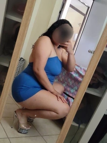 ¿Quieres conocer a una chica de local? Alex villas te espera en Querétaro