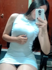 Jocelyn presenta su book de fotos reales de alta gama