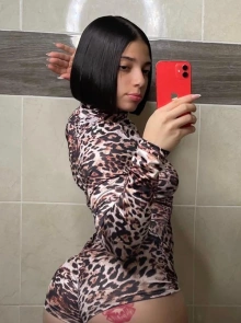 Disfruta de una cita con Liselot, acompañante de lujo verificada