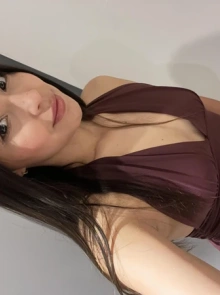 Perfil verificado de Regina Castrejo, tu opción de putas com-local favorita
