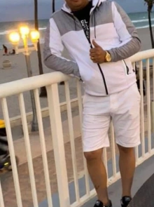 Claudia, disponible ahora como modelo independiente en Cancún