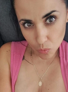 Fotos 100% reales de Sharon sexy, de las acompañantes top del momento