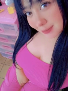 Descubre mujeres VIP como Mia en nuestro listado