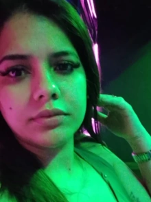 Yeni yeni, una imagen fresca en el catálogo de acompañantes