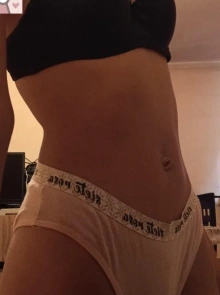 Alexia destaca en el listado de modelos por su estilo único