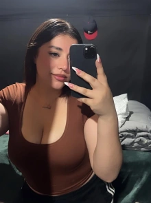 Samm, una escort grandes-mamas independiente con fotos actuales