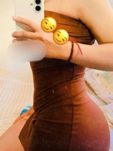 Jade, una modelo de élite espectacular e independiente