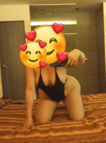 Monica es escort de lujo con atención exclusiva