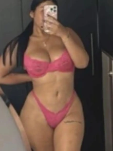 Servicios de escorts de alta calidad con Alessia