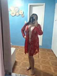 Agenda tu cita con Luna, una escort VIP con perfil activo