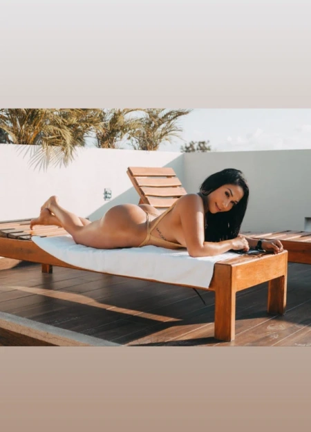 Reina, Escort en Cancún 9983506786