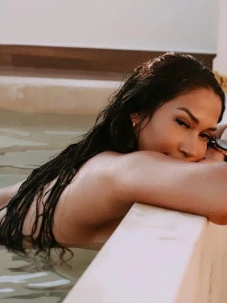 Reina, Escort en Cancún 9983506786