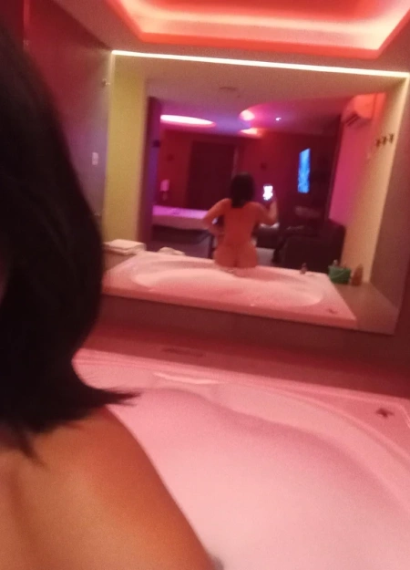 Ivanna, una experiencia única con acompañantes profesionales