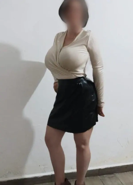 Pamela García, una de las mejores putas en Ciudad de México con fotos de estudio